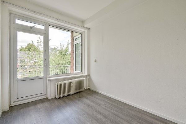 Medium property photo - Zuid-Hollandstraat 104-3, 1082 EM Amsterdam
